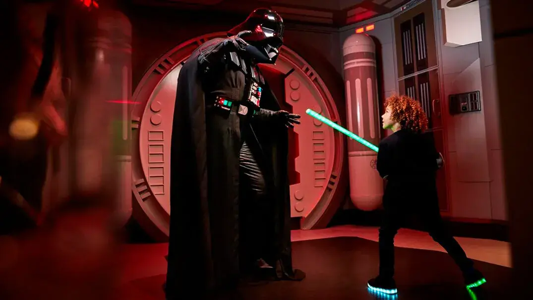 Encuentro con personajes de Star Wars en Disneyland Paris | Darth Vader y más